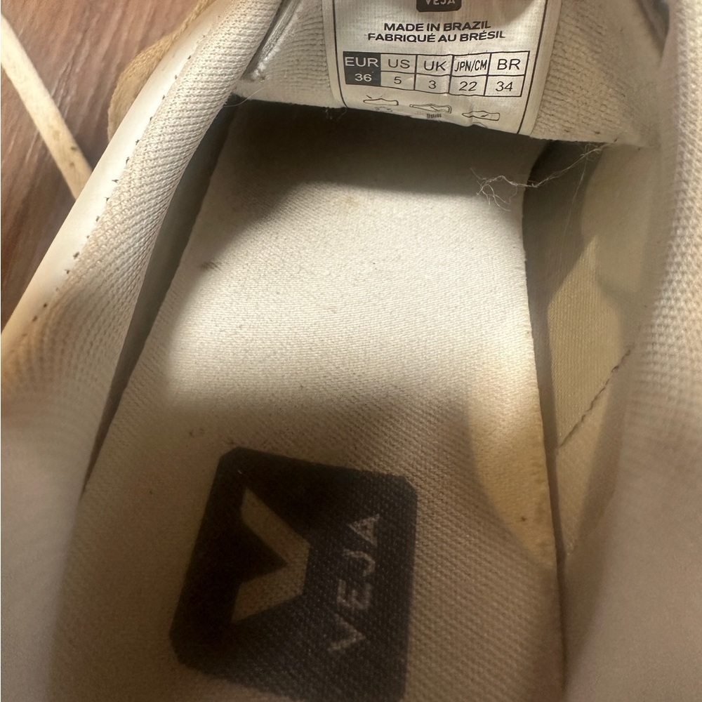 Veja Women's Cream and Gold Sneakers - Picture 9 of 11